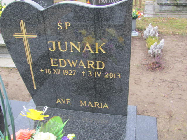 Edward Junak 1927 Węgorzyno - Grobonet - Wyszukiwarka osób pochowanych