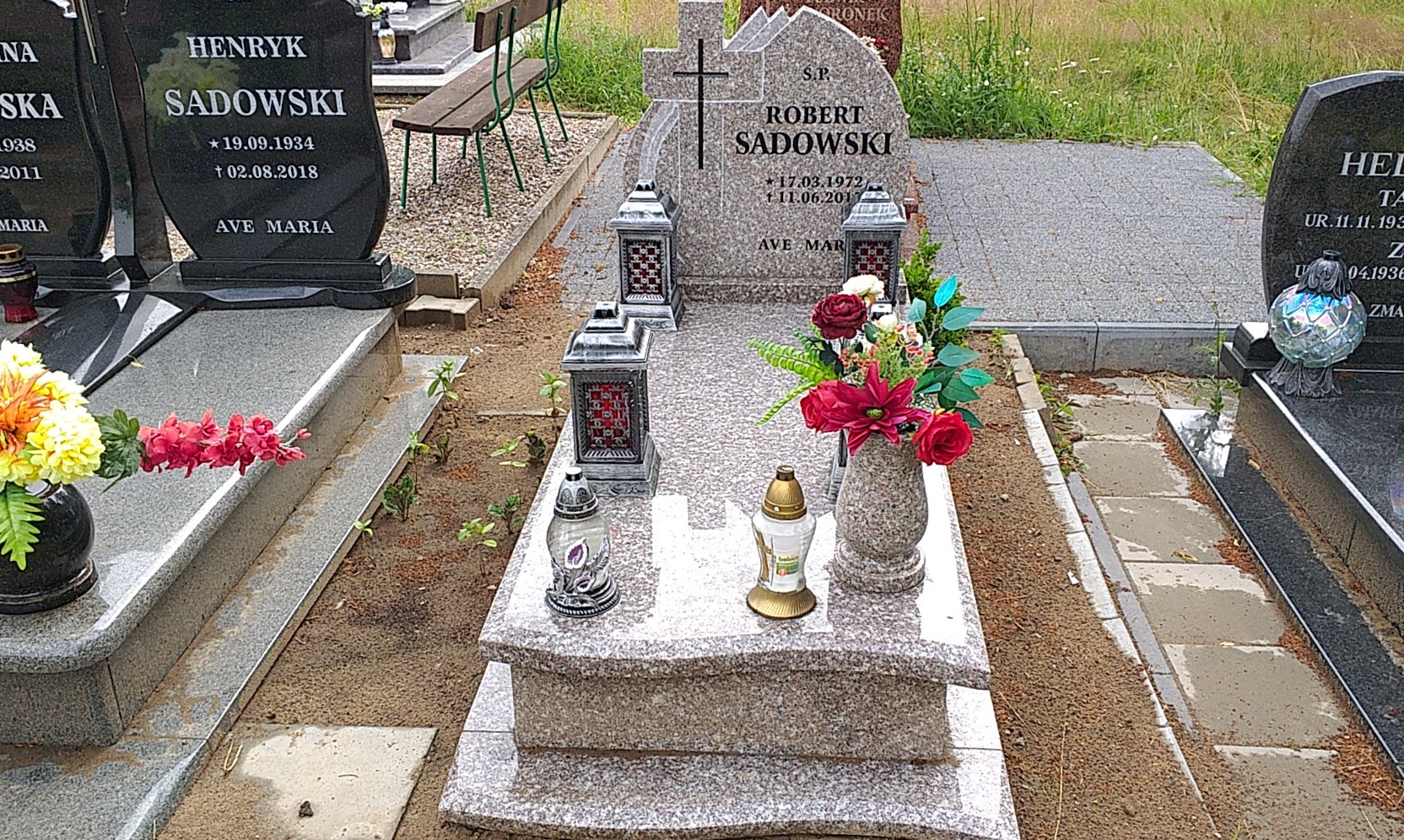 Robert Sadowski 1972 Węgorzyno - Grobonet - Wyszukiwarka osób pochowanych